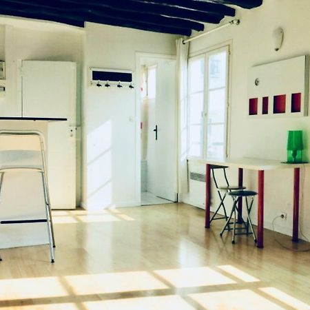 Appartamento Cosy 25 Sqm Studio In Heart Of Parigi Esterno foto